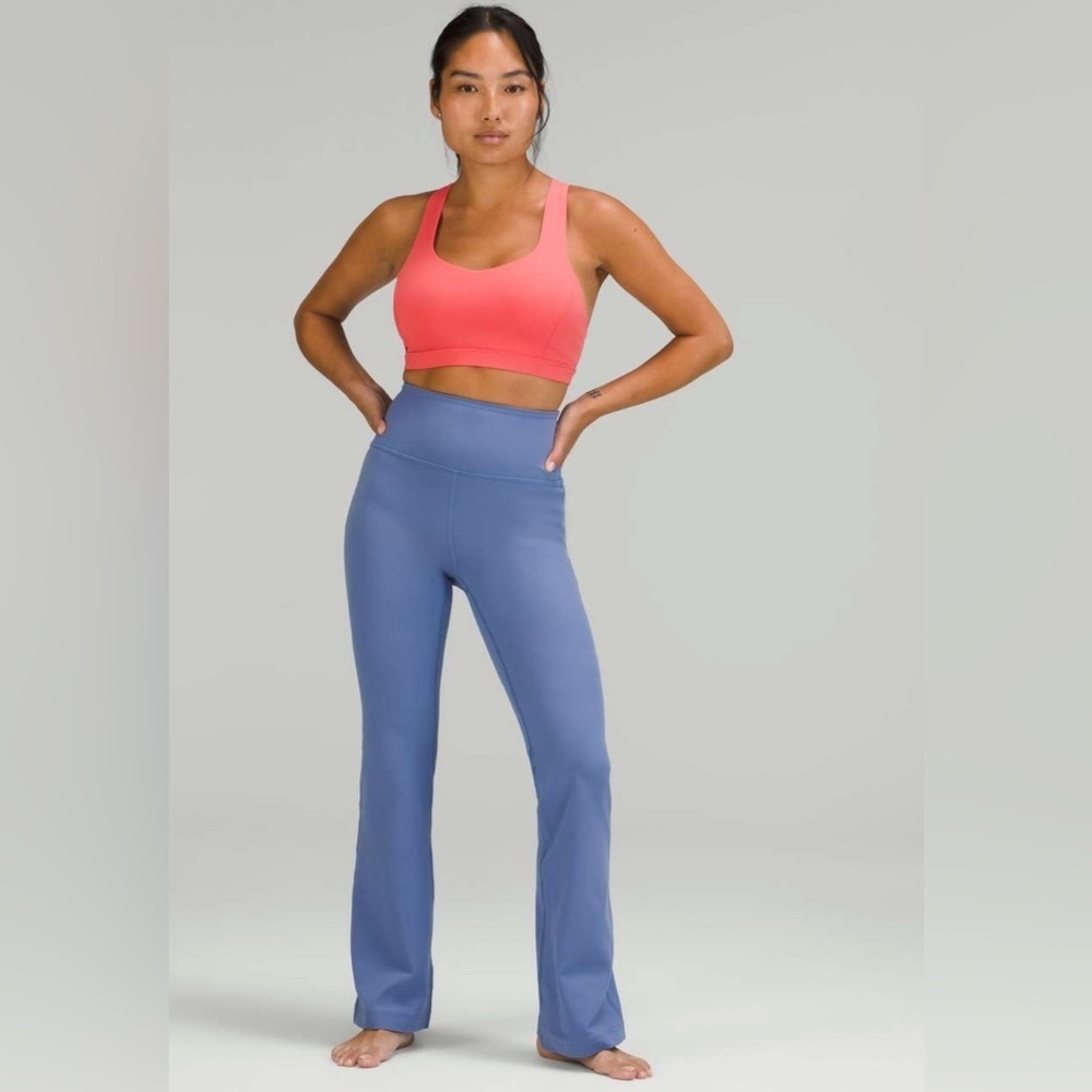 Lululemon Free to Be Serene Bra *Light Support, C/D Cup
Pale Raspberry​​​ - Picture 3 of 8